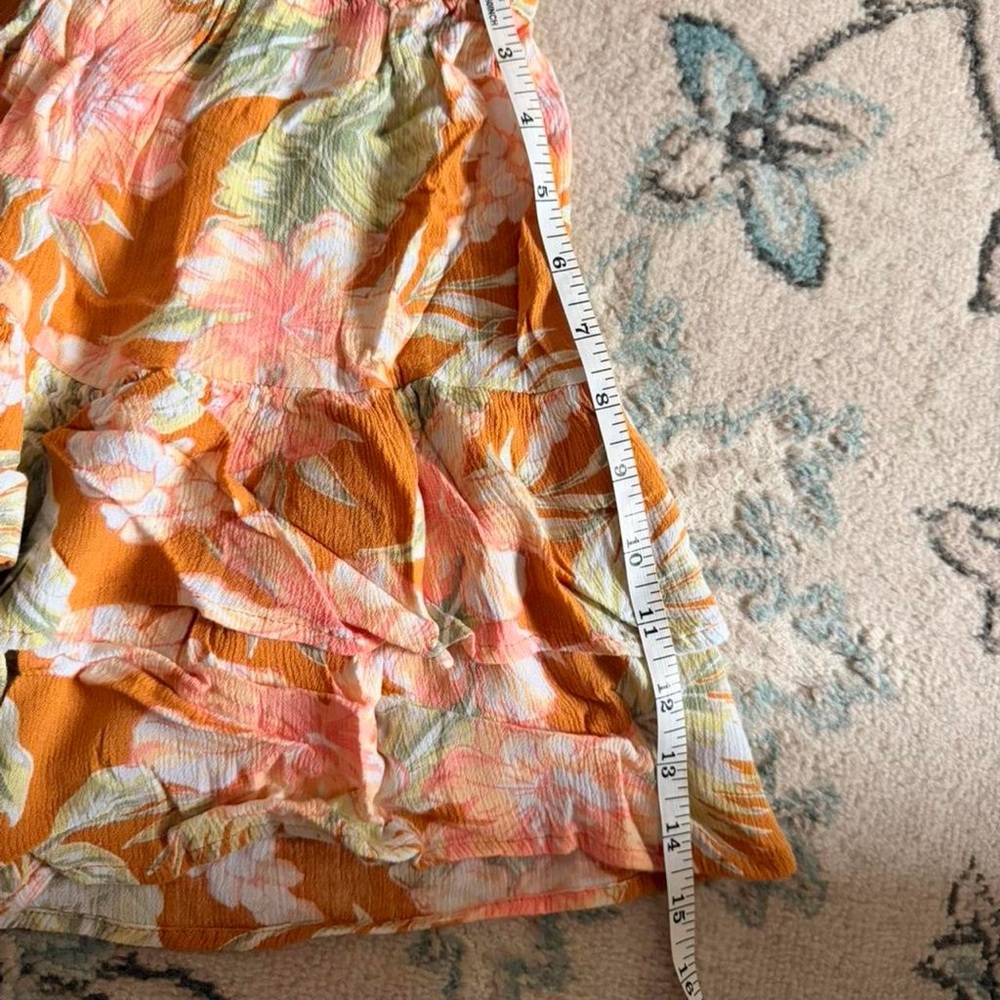 Floral Ruffle Shorts - Picture 5 of 6